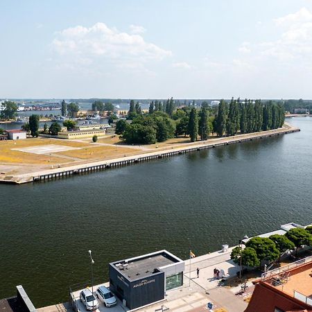 Apartament Z Widokiem Na Port - Visitopl 斯维诺乌伊希切 外观 照片