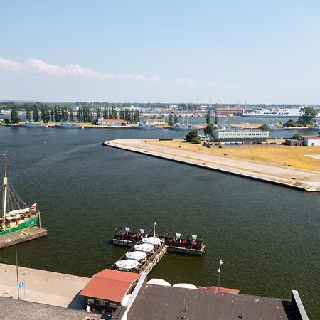 Apartament Z Widokiem Na Port - Visitopl 斯维诺乌伊希切 外观 照片