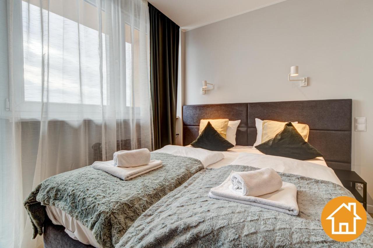 Apartament Z Widokiem Na Port - Visitopl 斯维诺乌伊希切 外观 照片
